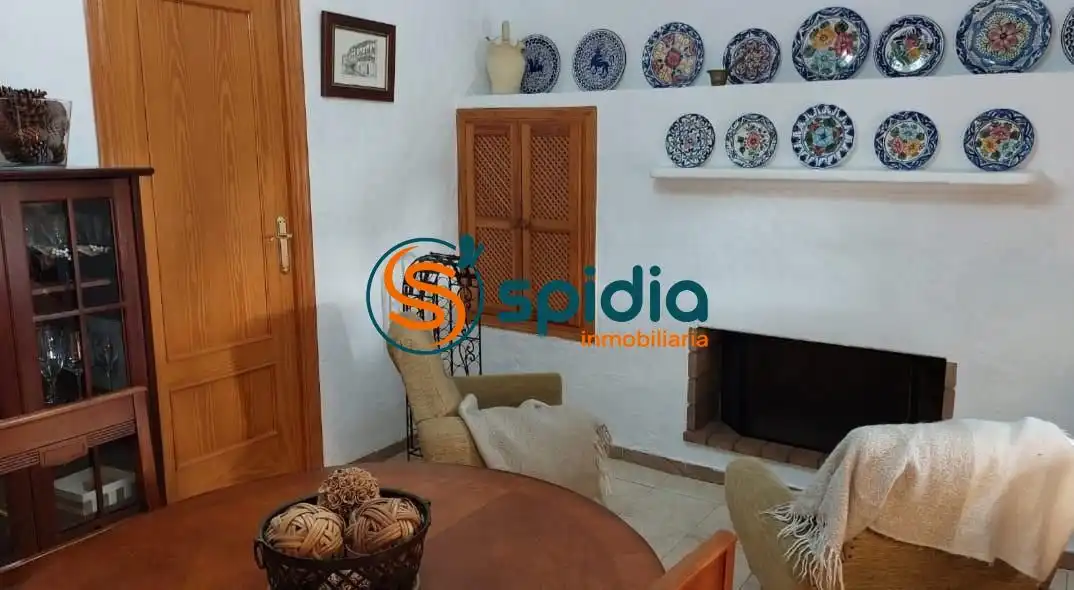 Casa rustica con giardino in vendita a Calabardina, imagen 8