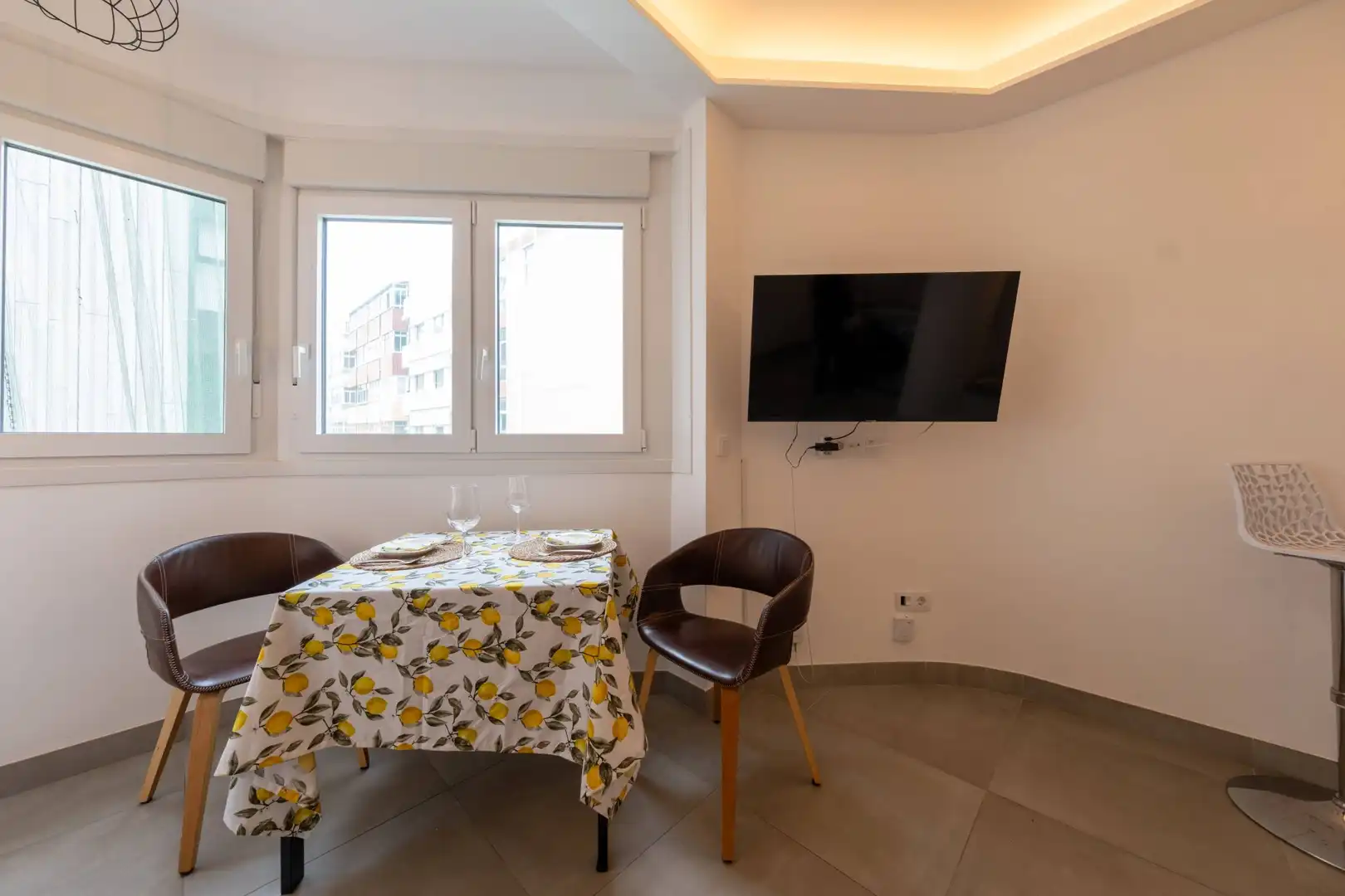 Menjador de Apartament de lloguer en Las Palmas de Gran Canaria amb Moblat