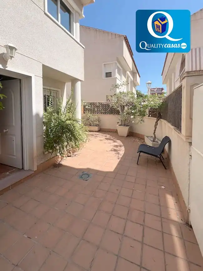 Terrassa de Casa o xalet en venda en Alicante / Alacant amb Aire condicionat, Calefacció i Terrassa