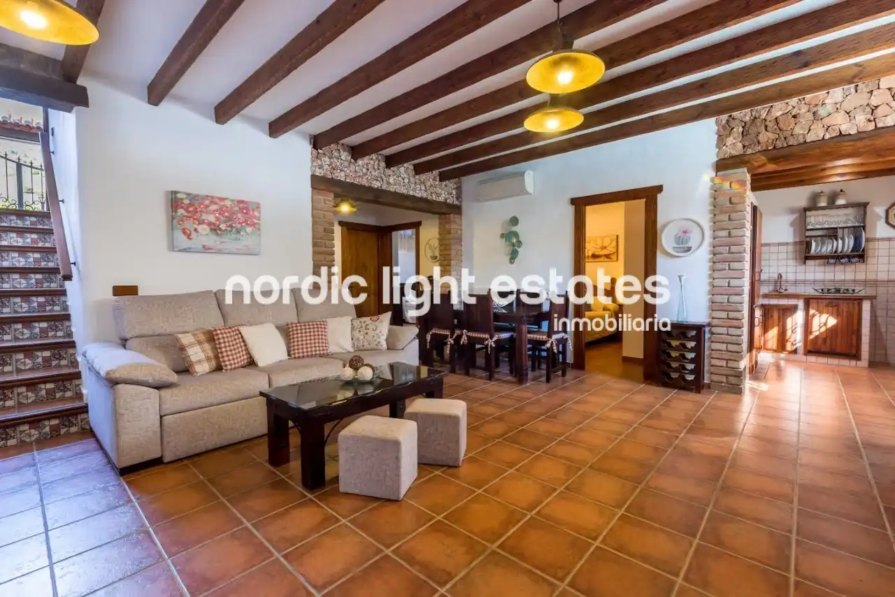 Wohnung zur Miete in Almijara