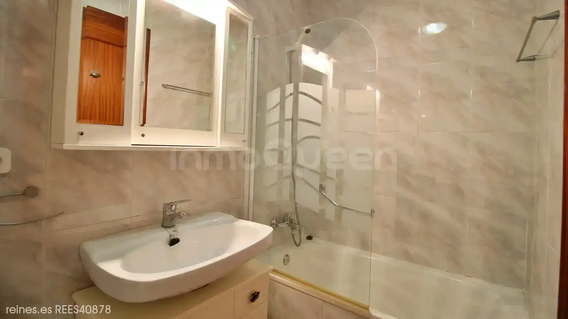 Bathroom of Flat for sale in Rionansa  with Terrace and Furnished