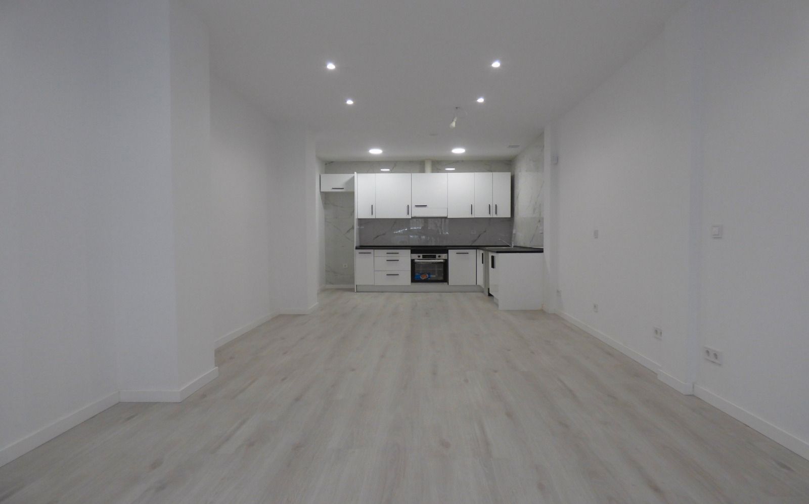Kitchen of Flat for sale in Alcorcón  with Storage room