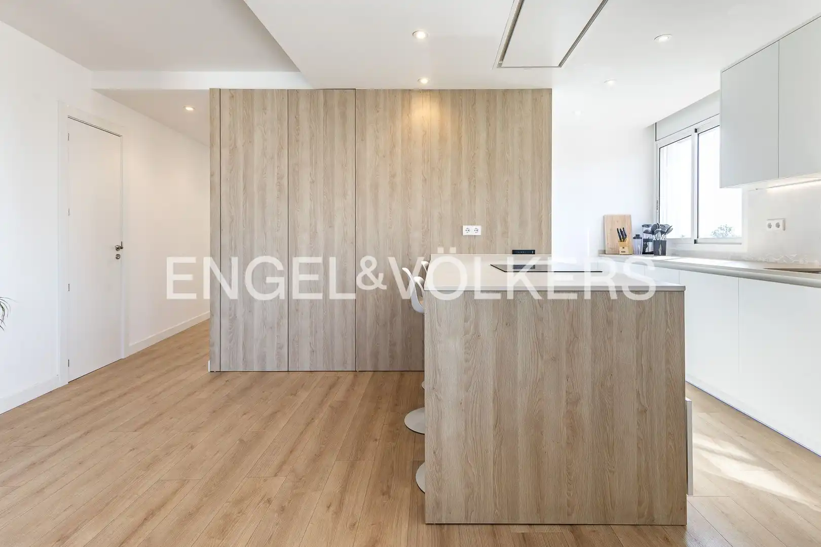 Cocina de Piso en venta en Sant Adrià de Besòs con Aire acondicionado, Calefacción y Parquet