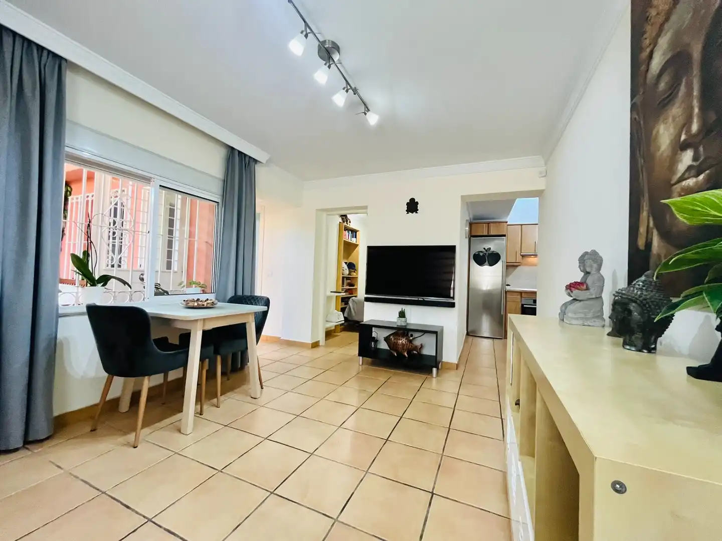 Vista exterior de Casa o chalet en venta en Fuengirola con Aire acondicionado, Jardín privado y Terraza