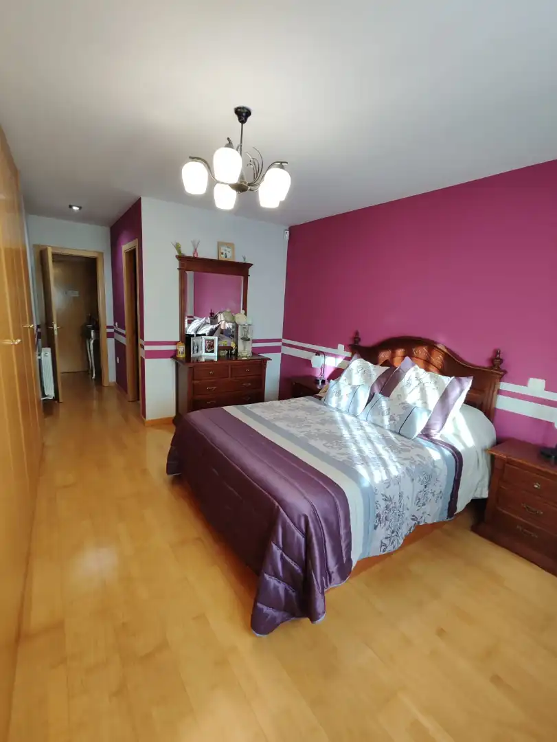 Habitación de Piso en venta en Peñafiel con Calefacción, Parquet y Terraza