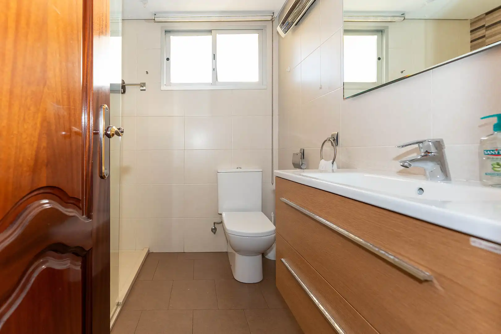 Bathroom of Attic for sale in Málaga  with Air Conditioner, Terrace and Storage room