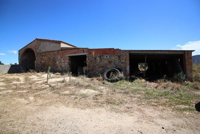 Außenansicht von Country house zum verkauf in Pau mit Terrasse und Abstellraum