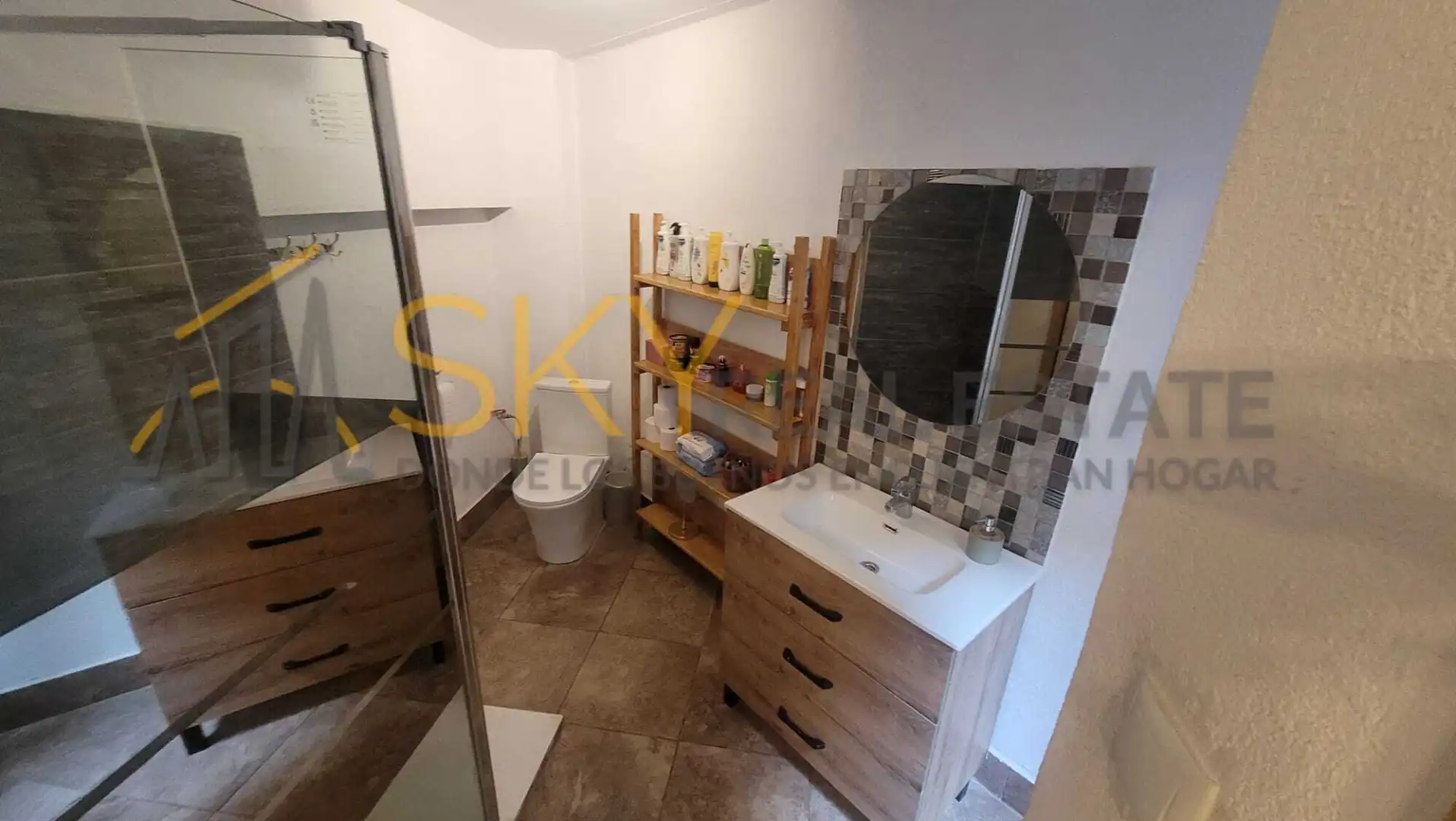 Baño de Casa adosada en venta en Buñol con Terraza, Trastero y Amueblado