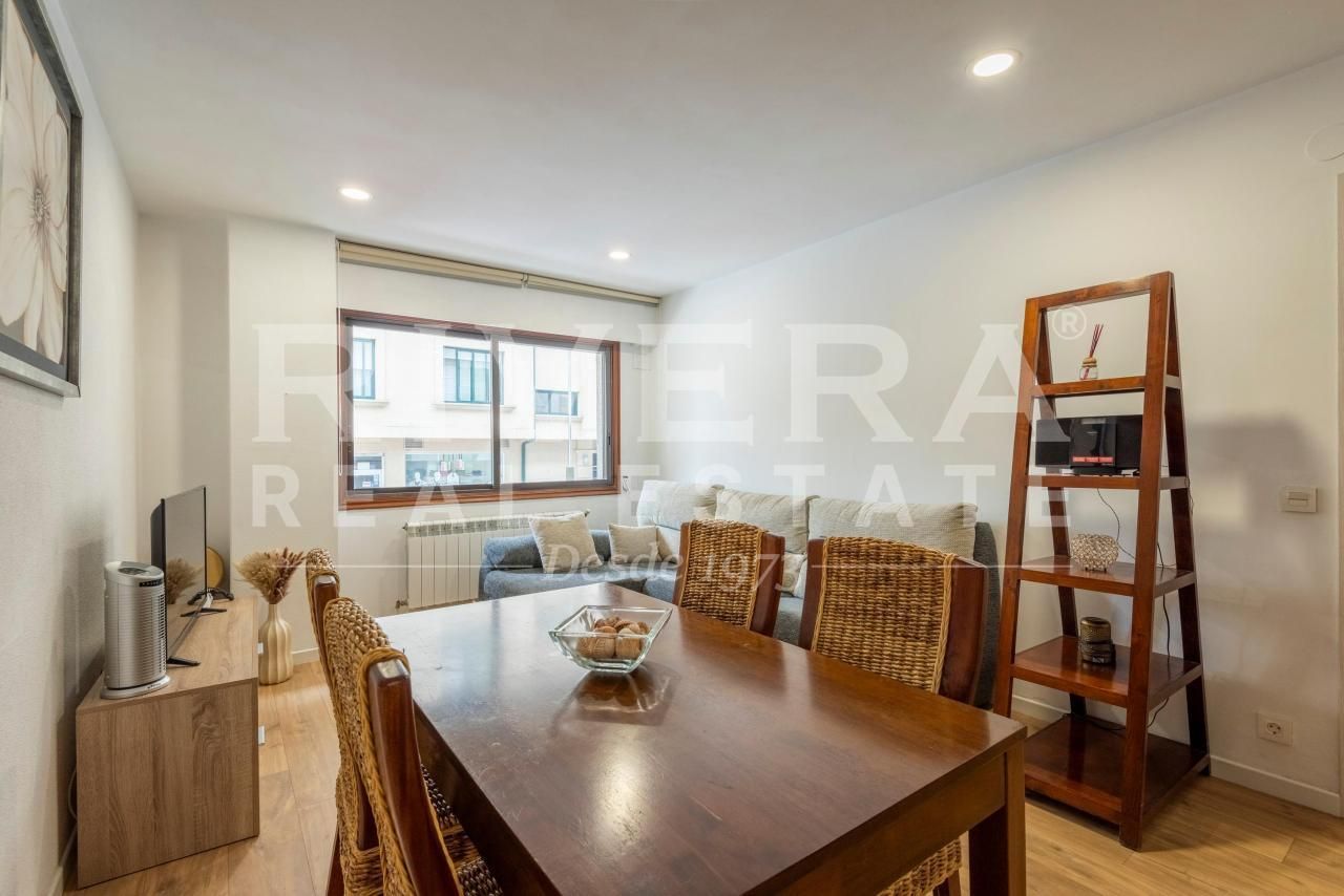 Vista exterior de Pis en venda en Sanxenxo amb Calefacció