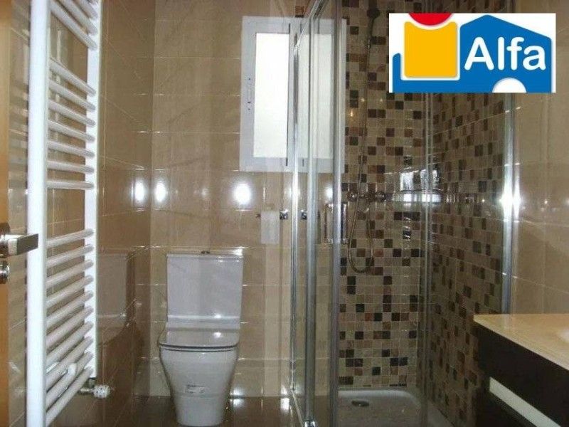 Bathroom of Flat to rent in Cáceres Capital  with Heating and Private garden