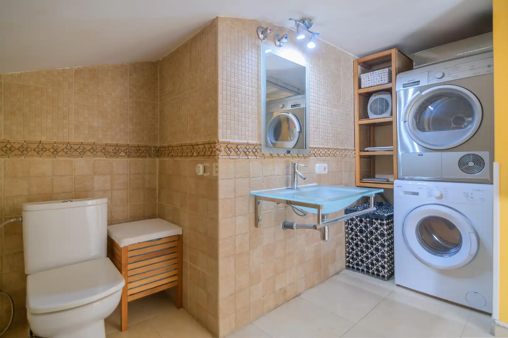 Badezimmer von Wohnungen zum Verkauf in Calella