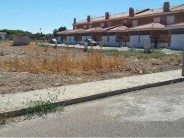 Terreny residencial en venda a Calle Cinco Ua-17