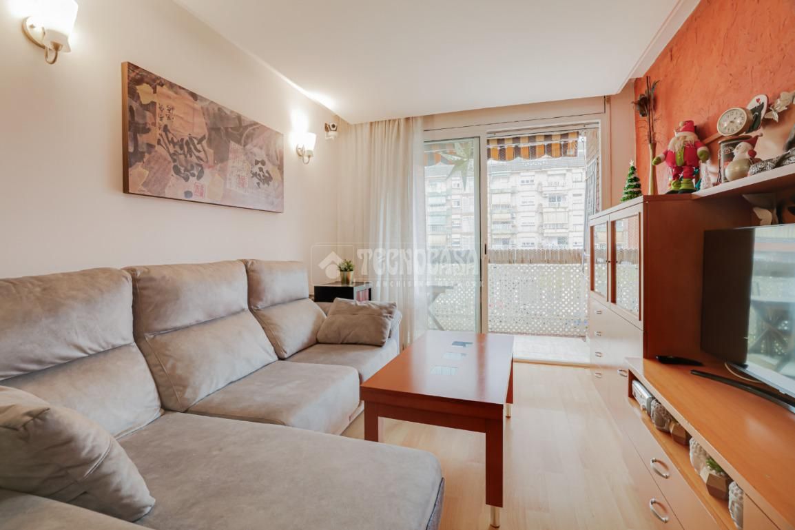 Living room of Flat for sale in Sant Boi de Llobregat  with Heating and Balcony