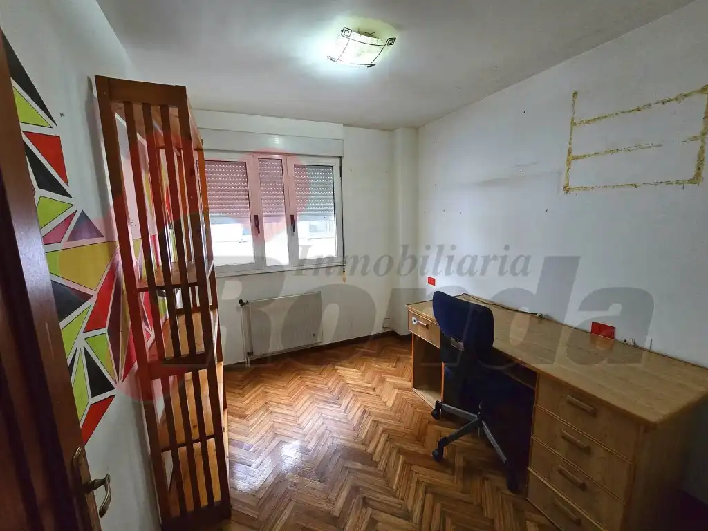 Dormitori de Pis en venda en Lugo