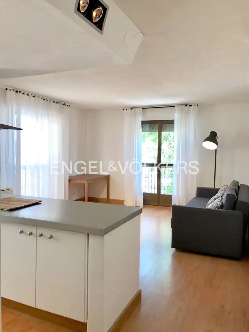 Living room of Flat for rent in Las Rozas de Madrid  with Air Conditioner, Heating and Parquet flooring