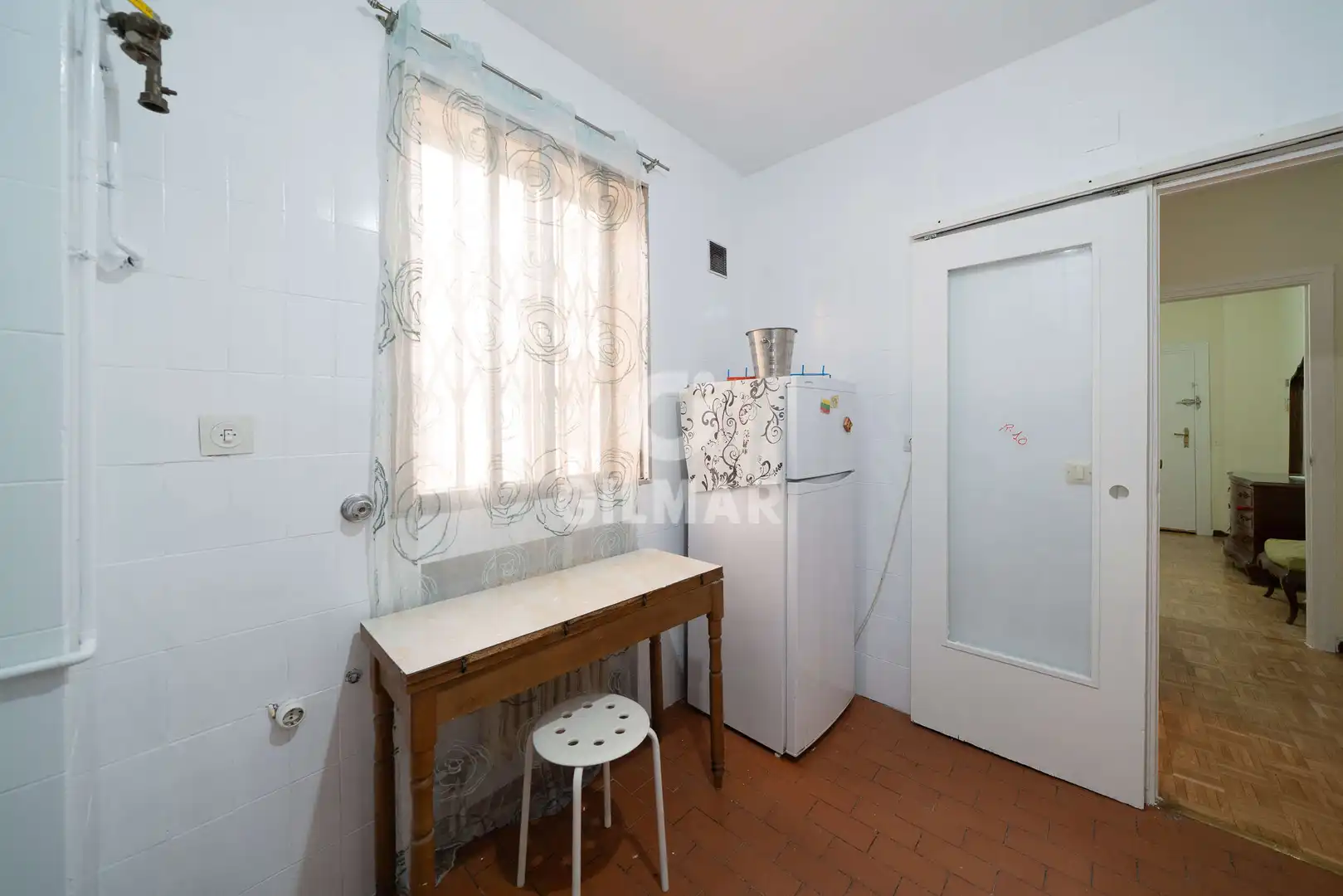 Kitchen of Flat for sale in Madrid  with Heating and Balcony