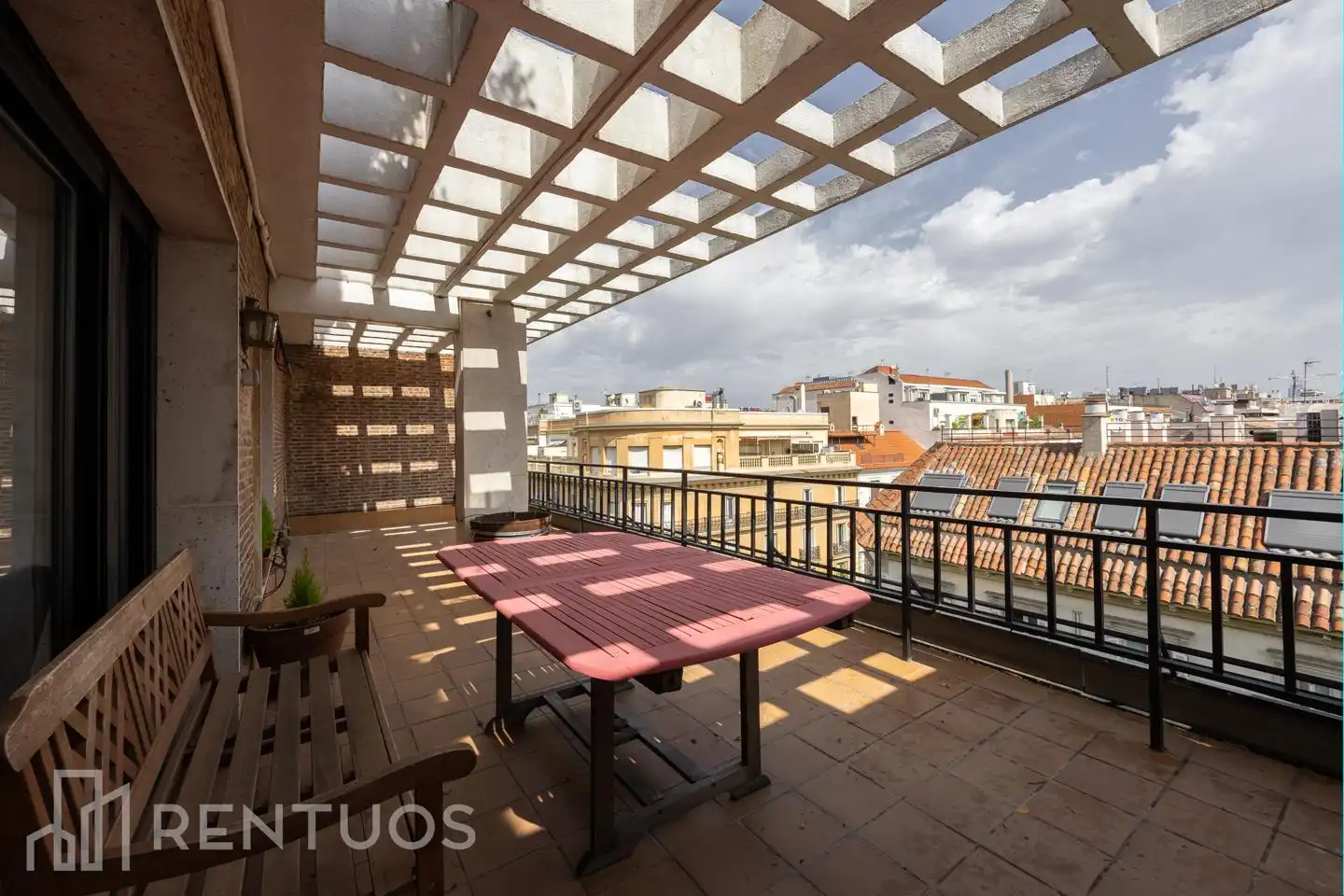 Terrasse von Dachboden zur Miete in Madrid mit Klimaanlage, Parkett und Terrasse