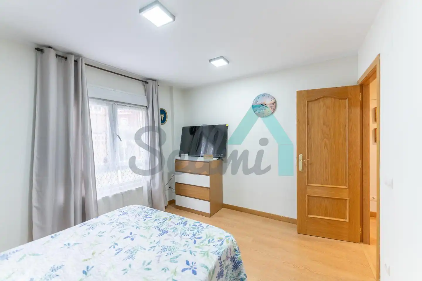 Schlafzimmer von Erdgeschoss zum Verkauf in Aller mit Heizung