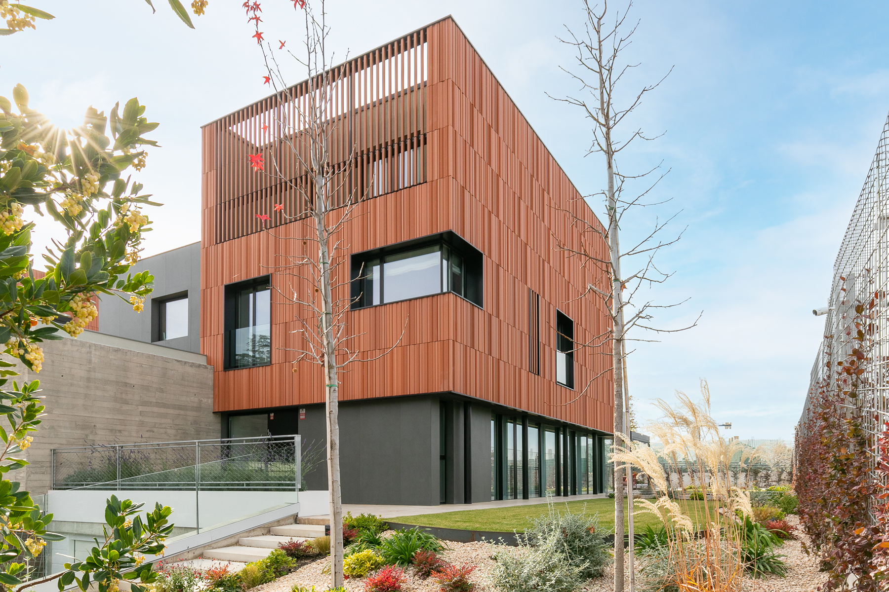 Vista exterior de Casa o chalet en venta en  Madrid Capital con Aire acondicionado, Calefacción y Jardín privado