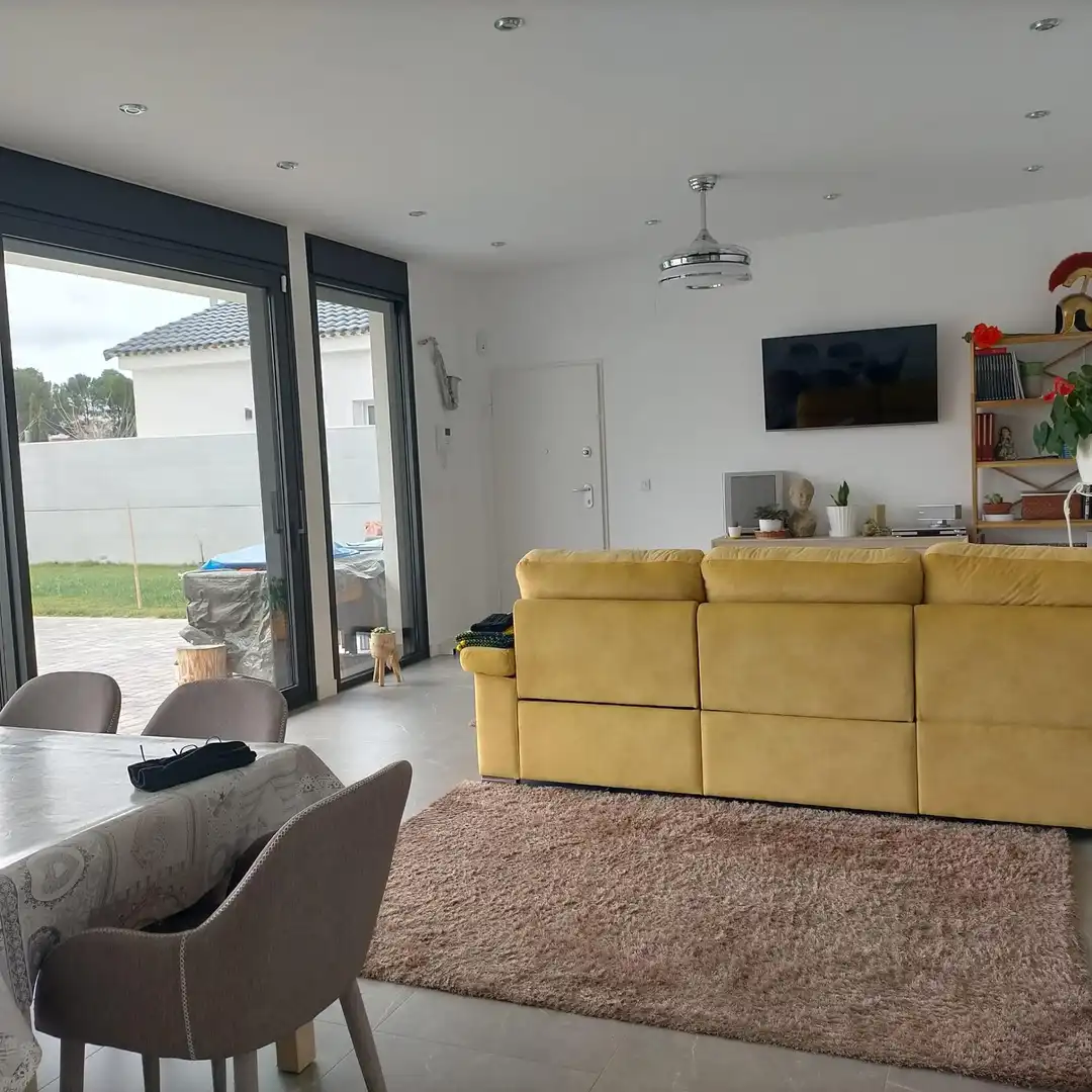 Sala d'estar de Casa o xalet en venda en Albacete amb Aire condicionat, Calefacció i Jardí privat