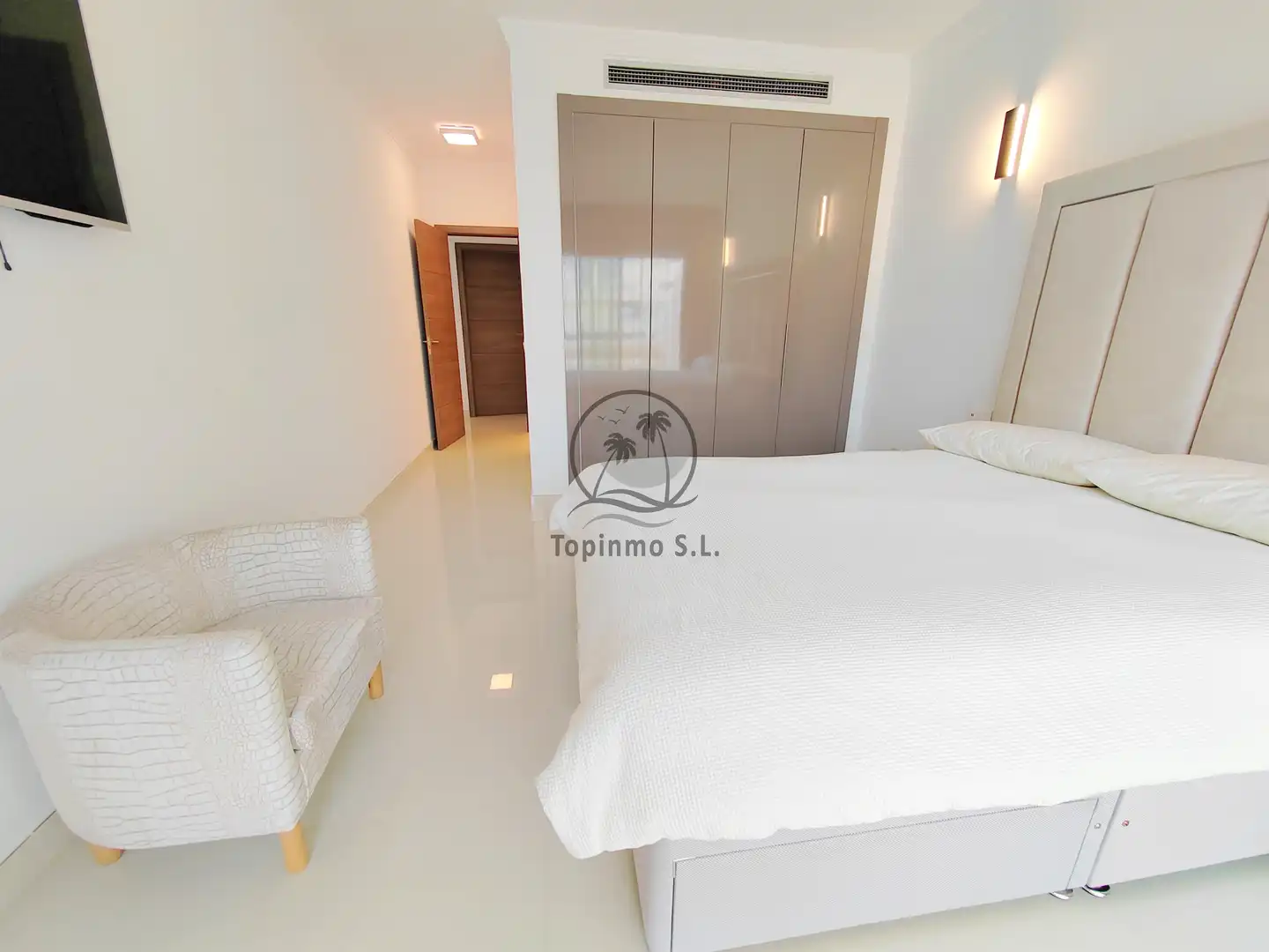 Bedroom of Duplexes for sale in Benalmádena  with Air Conditioner, Heating and Terrace