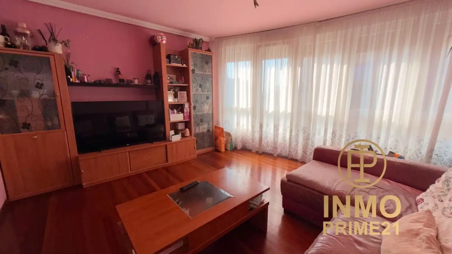 Living room of Flat for sale in Santander  with Heating, Parquet flooring and Swimming Pool