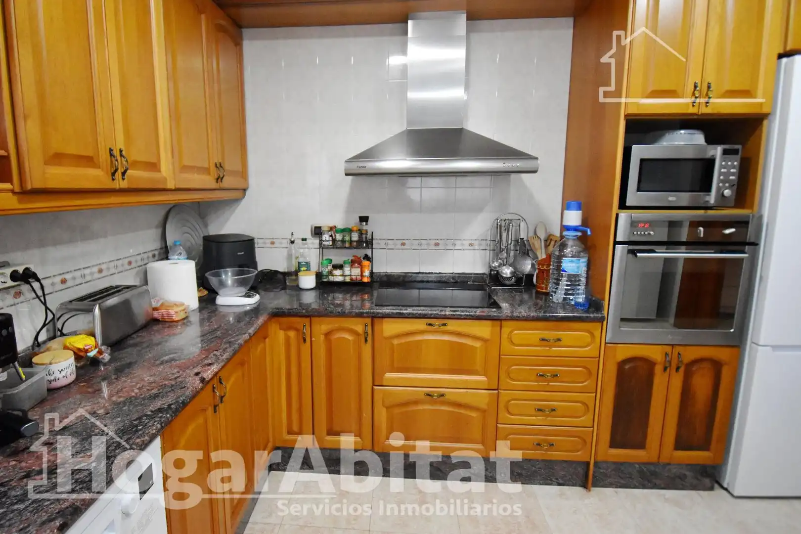 Küche von Haus oder Chalet zum Verkauf in Castellón de la Plana / Castelló de la Plana mit Klimaanlage, Privatgarten und Terrasse