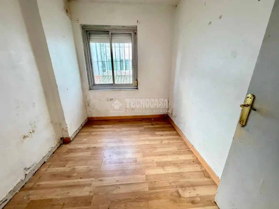 Habitación de Piso en venta en León Capital  con Calefacción, Parquet y Balcón