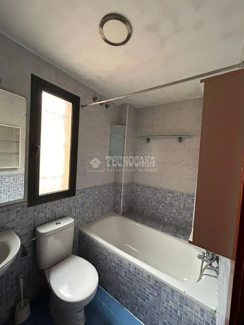 Bathroom of Detached homes for sale in Sevilla  with Terrace