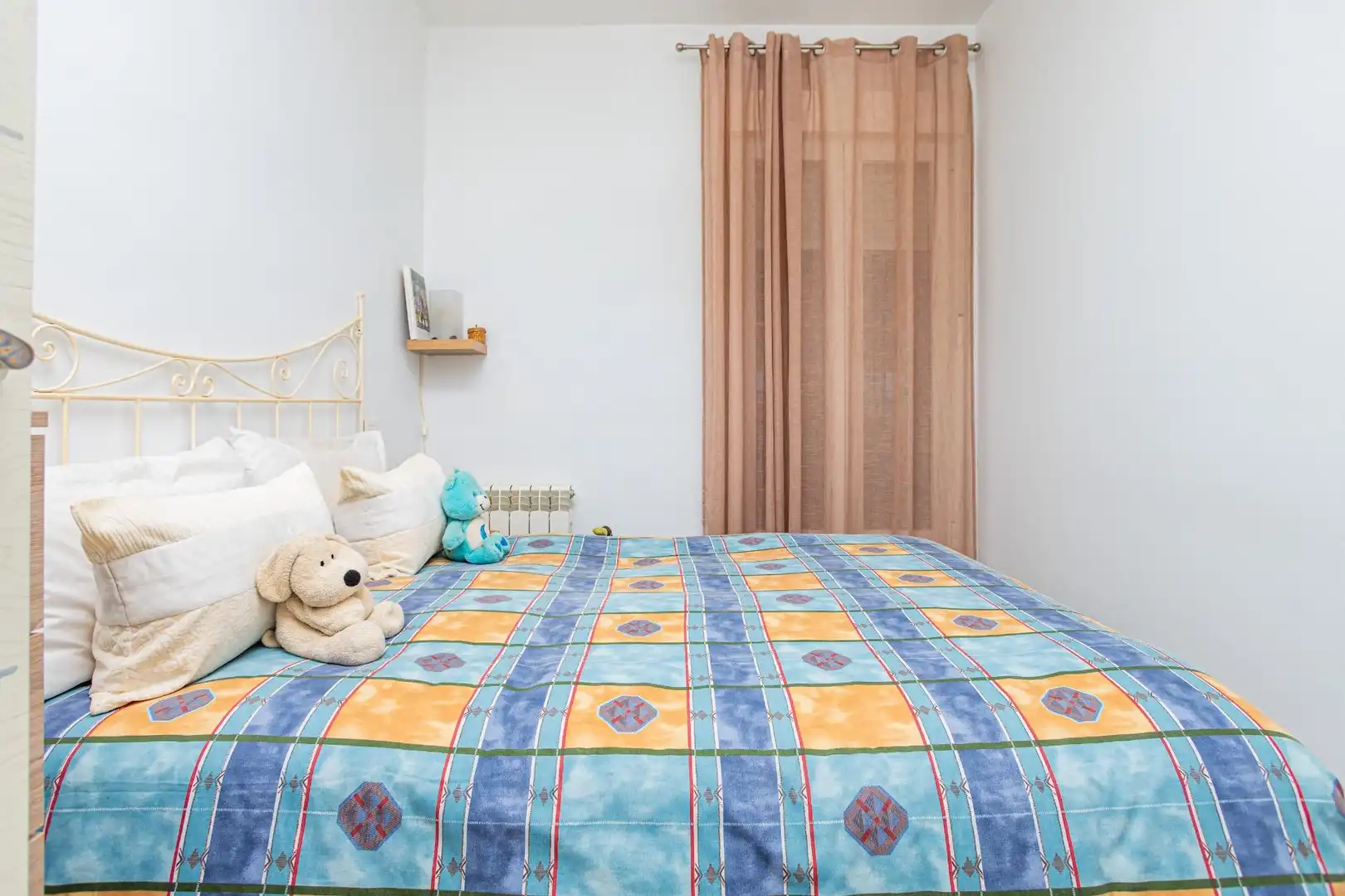 Schlafzimmer von Wohnung zur Miete in Madrid mit Heizung