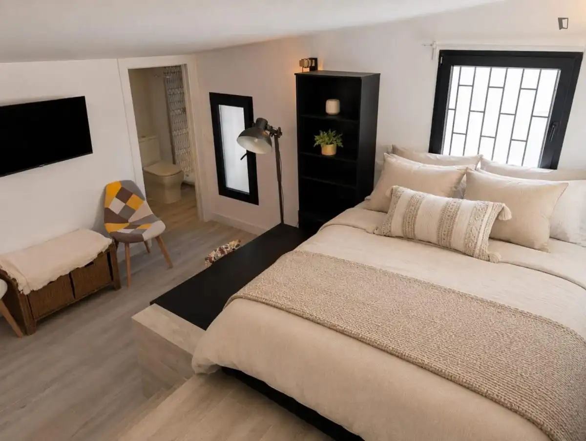 Bedroom of Houses for rent in Madrid  with Air Conditioner, Furnished and Washing machine