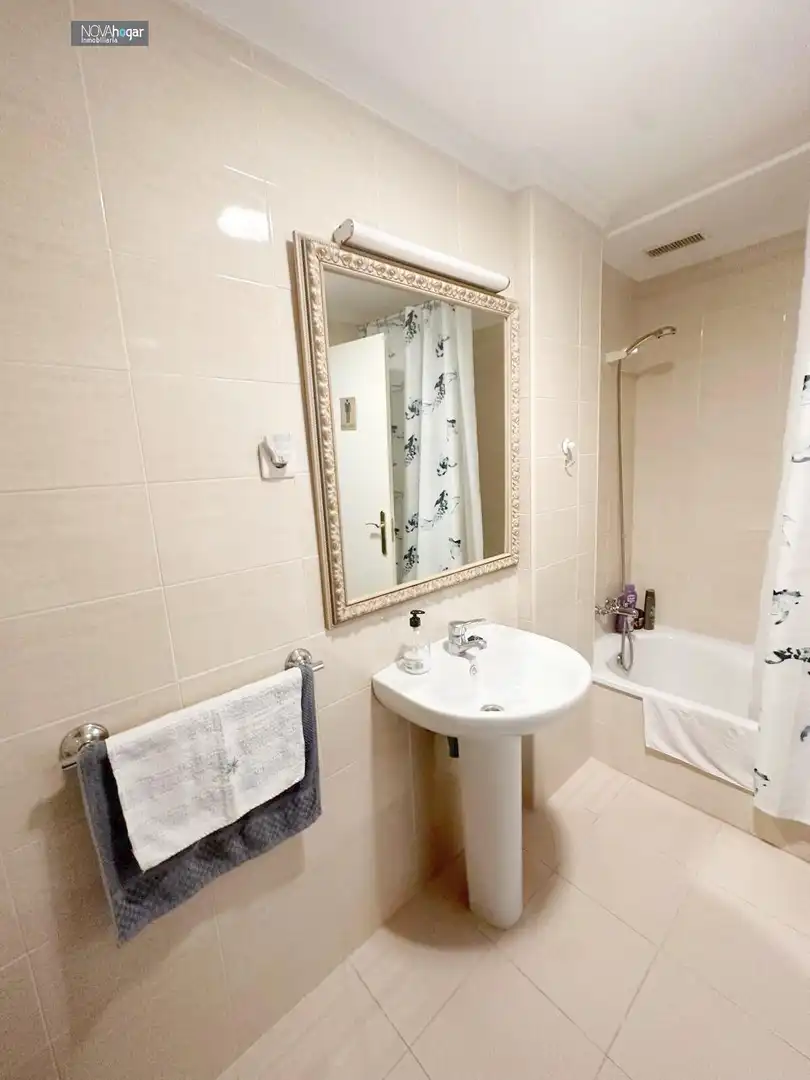Casa adosada en venta en Campanillas