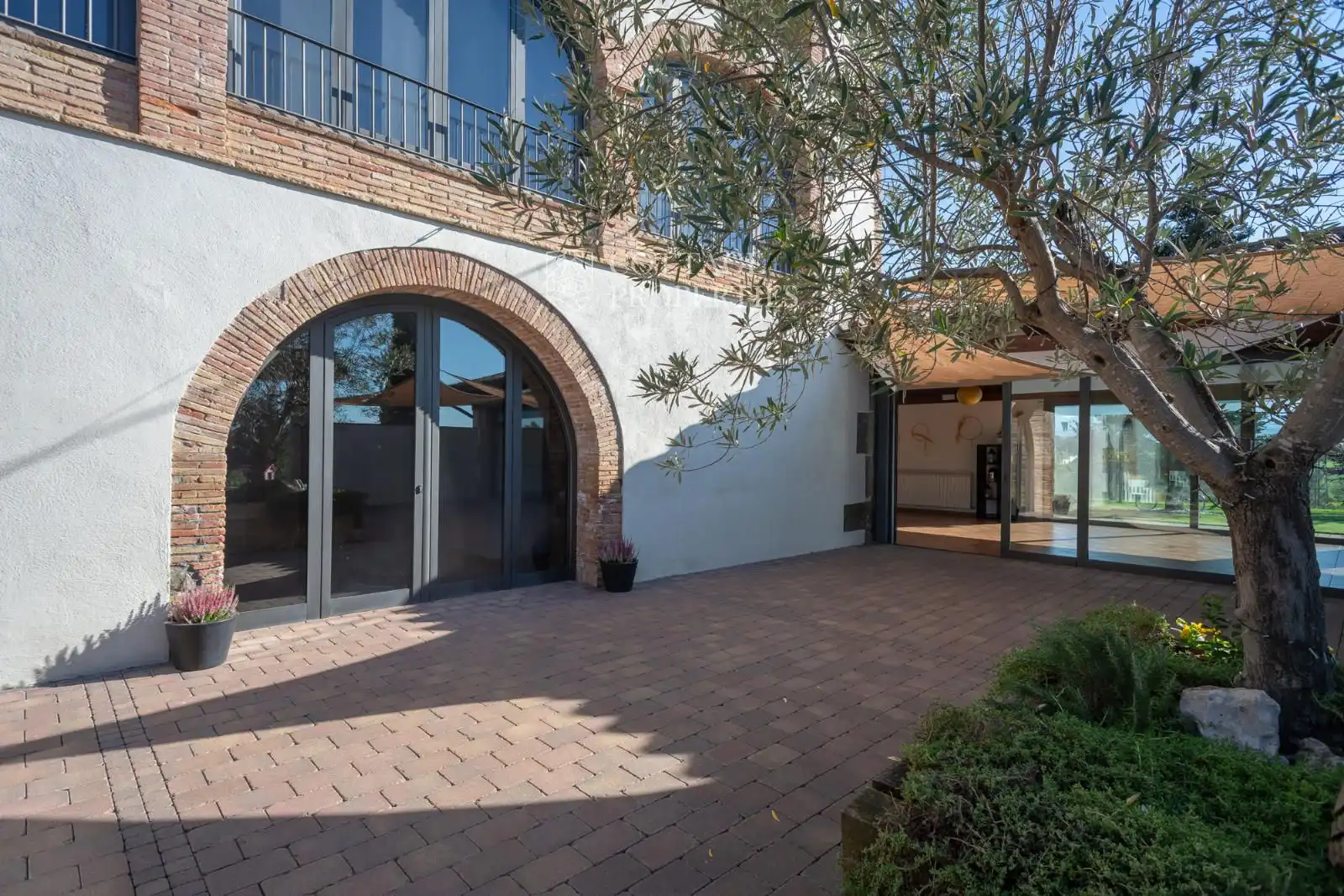 Vista exterior de Finca rústica en venta en Torelló con Terraza y Amueblado