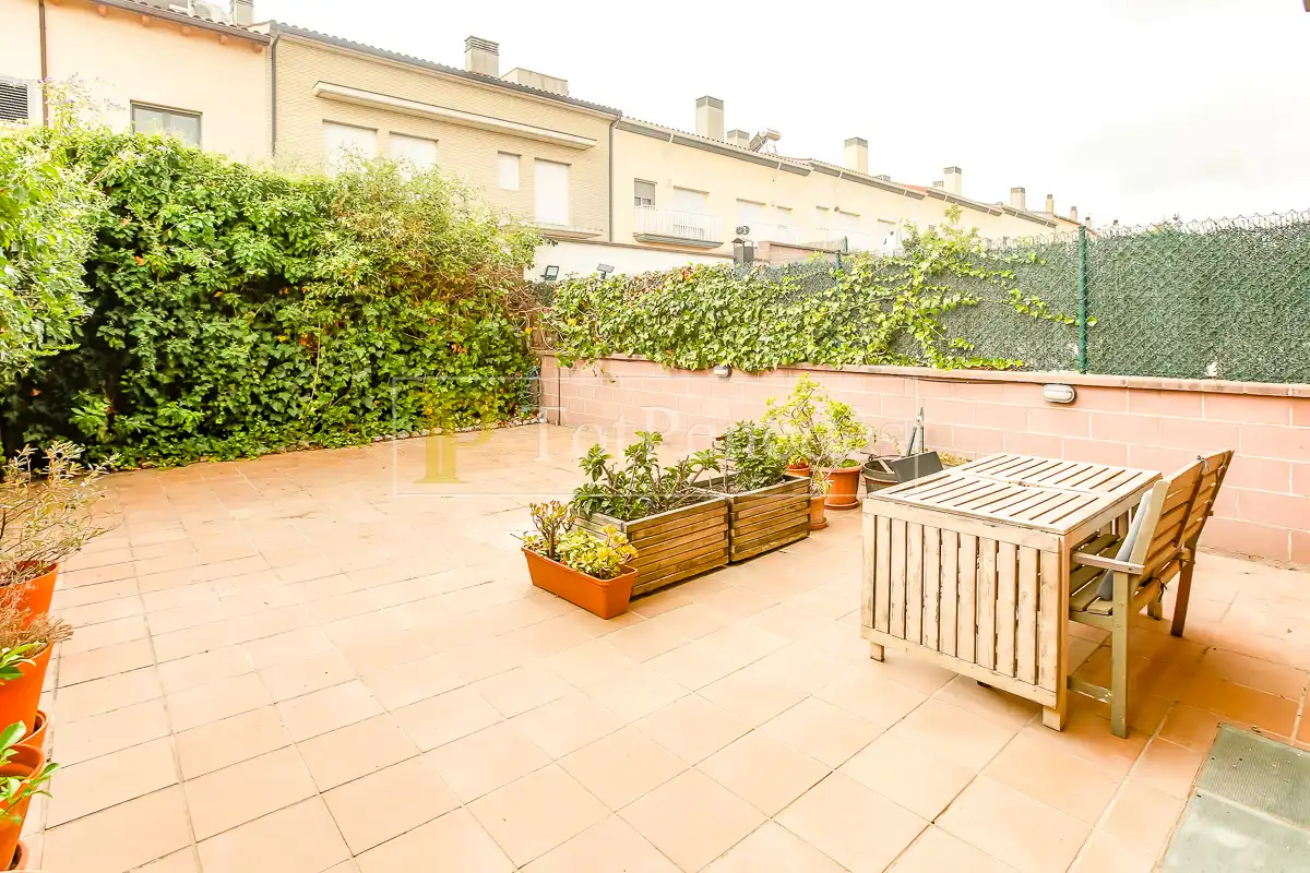 Detached homes for sale in Carrer del Carme, Avinyonet del Penedès