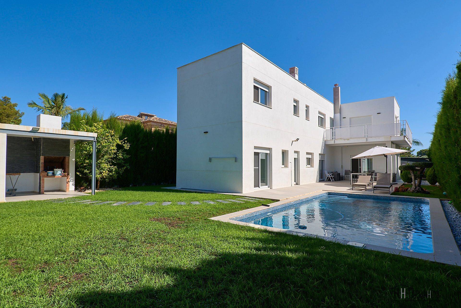 Garden of House or chalet to rent in Bétera  with Air Conditioner, Heating and Private garden