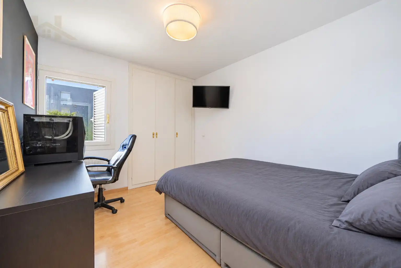 Schlafzimmer von Einfamilien-Reihenhaus zum Verkauf in Las Rozas de Madrid