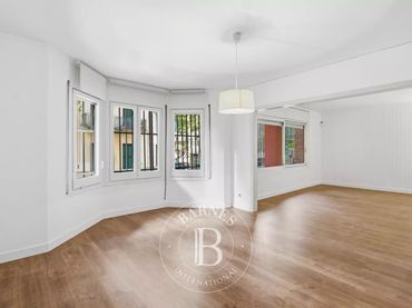 Piso con ascensor en venta en Sarrià - Sant Gervasi