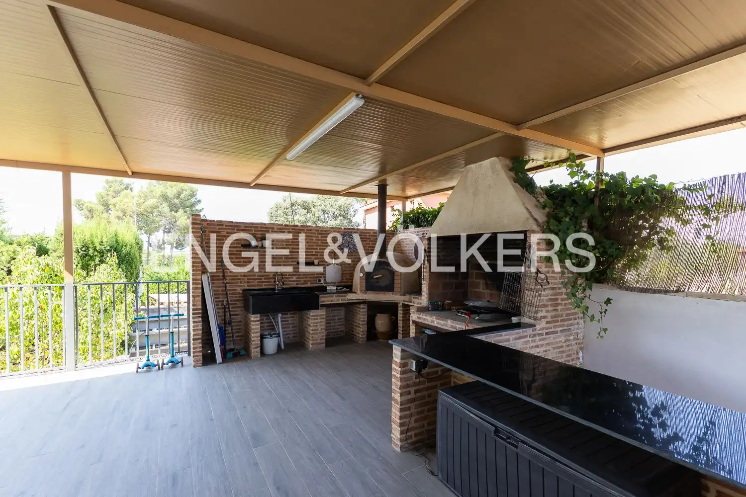 Terraza de Casa o chalet en venta en Torrent con Aire acondicionado, Calefacción y Jardín privado
