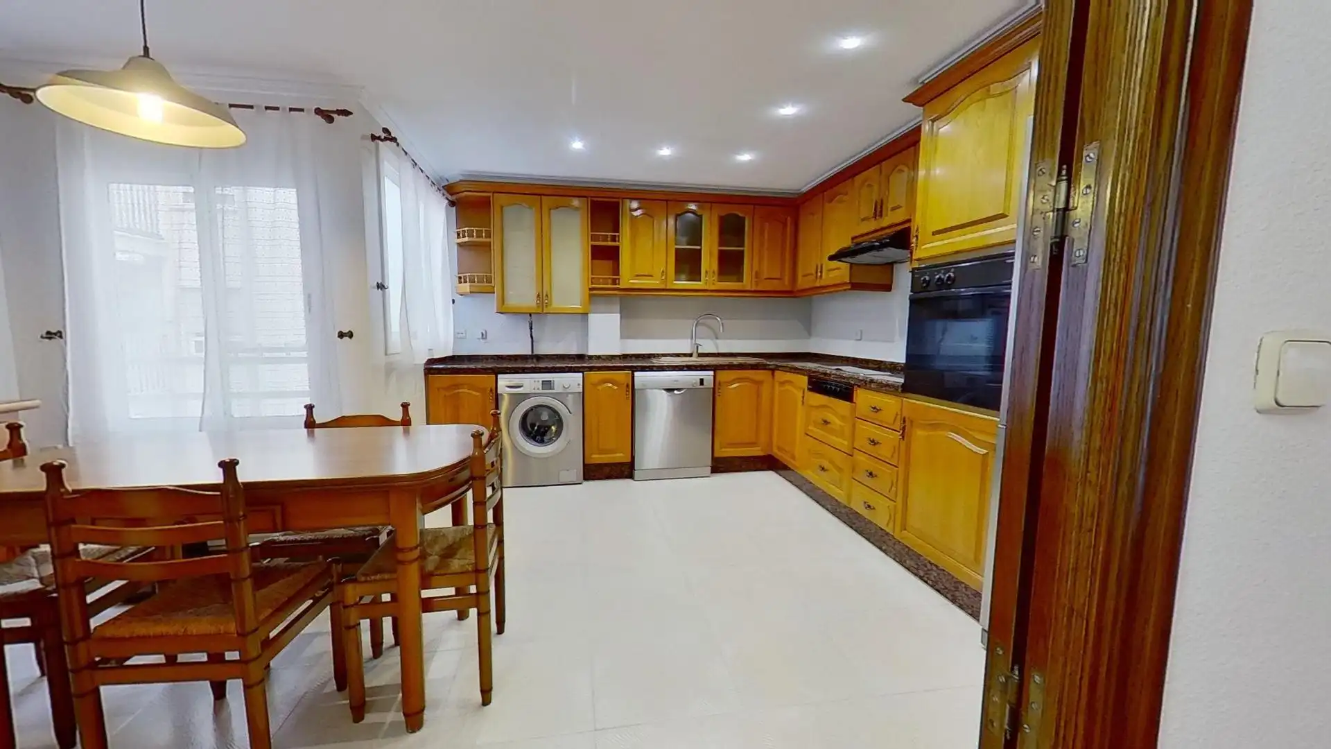 Flat for rent in ABEN AL ABBAR, 18, Albors