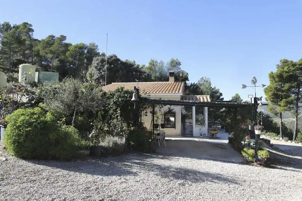 Casa rústica en venta en Torremanzanas / La Torre de les Maçanes