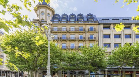 Foto 3 de Piso en venta en Donostia-san Sebastián - Calle Bergara, Área Romántica, Donostia - San Sebastián