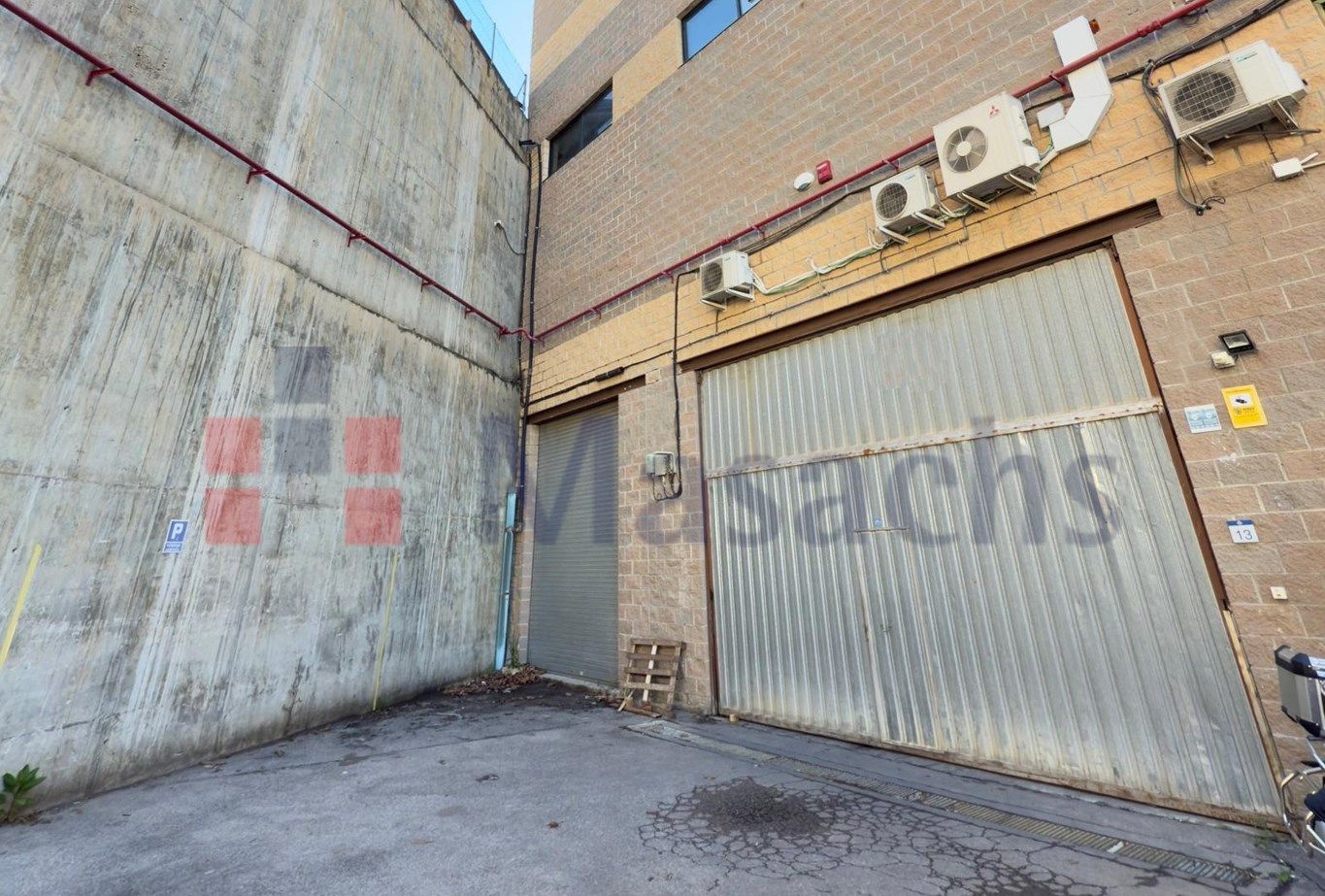 Exterior view of Industrial buildings for sale in Dosrius