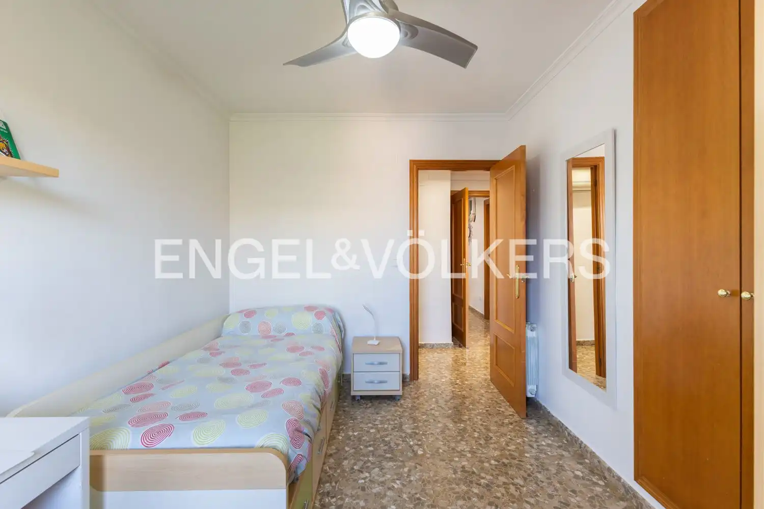 Habitación de Piso en venta en Tavernes Blanques con Aire acondicionado, Calefacción y Terraza