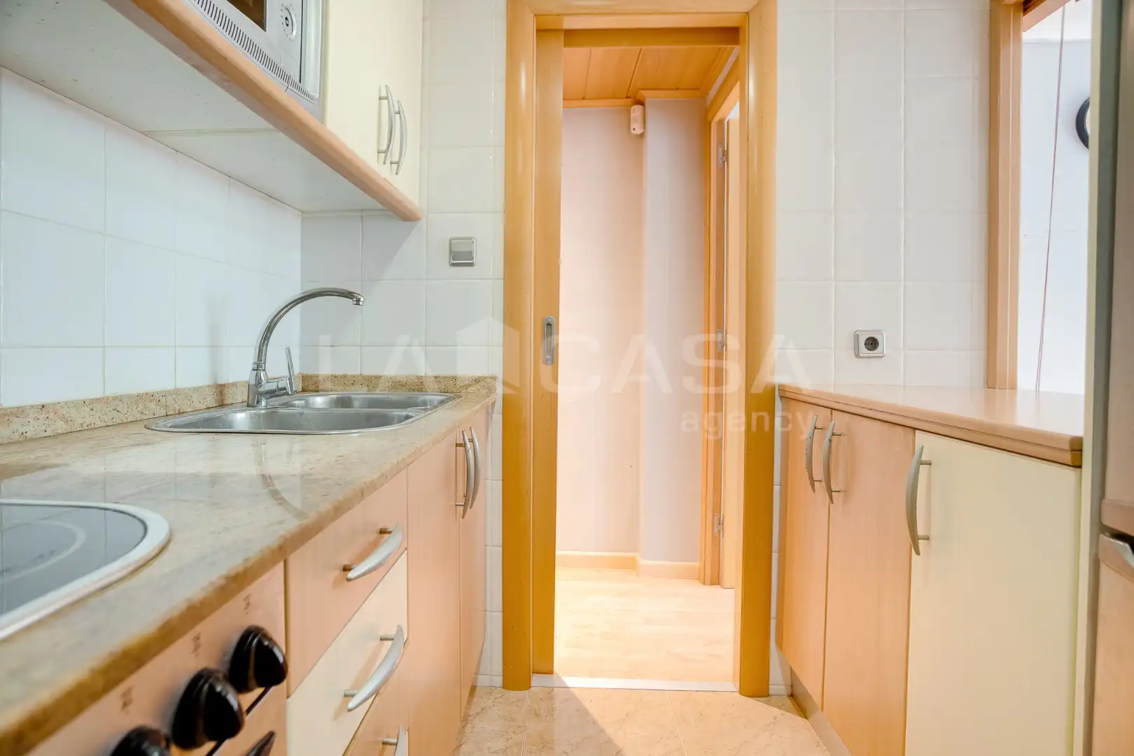 Cuina de Pis en venda en Barcelona amb Aire condicionat, Calefacció i Forn