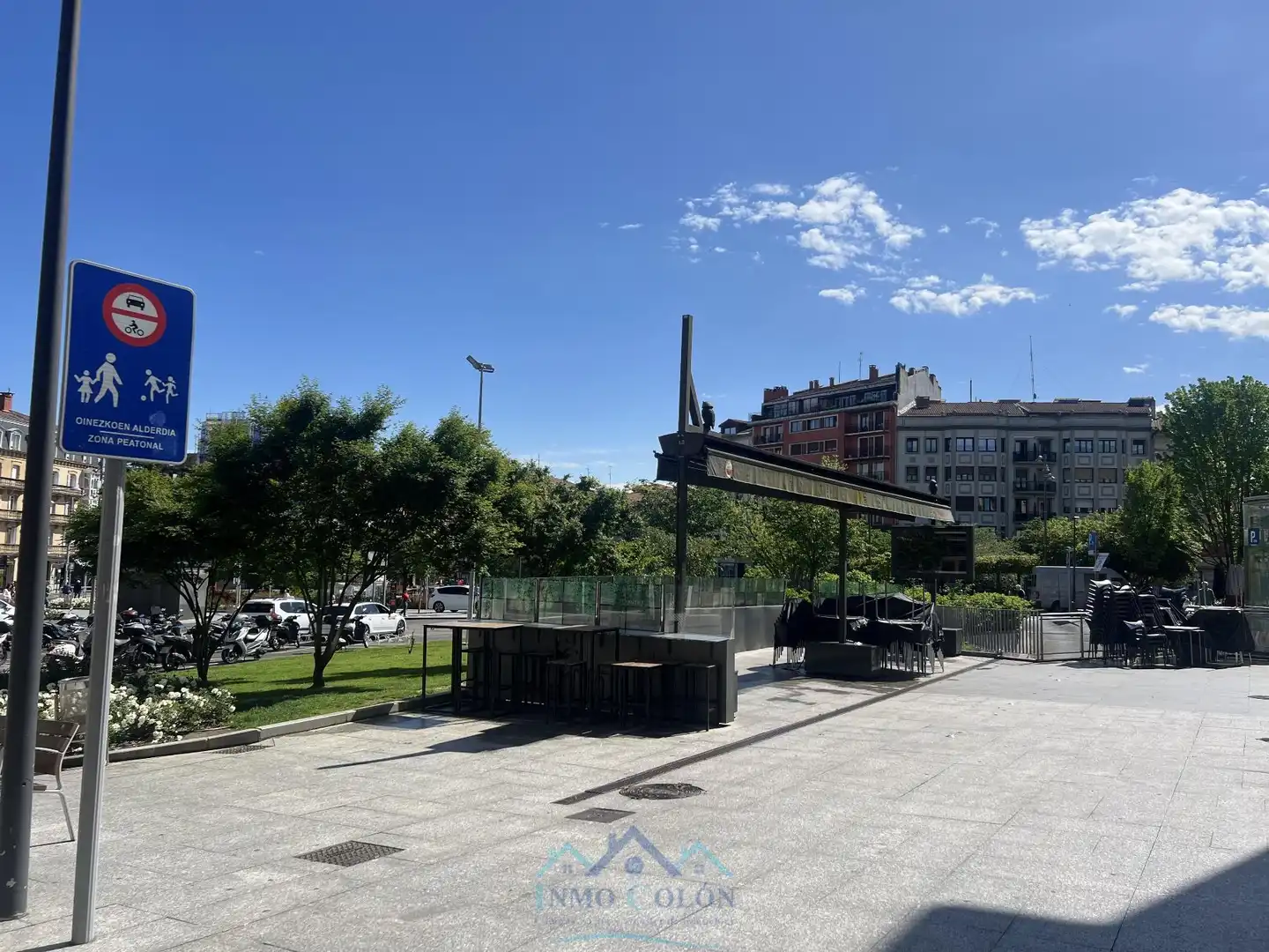 Vista exterior de Piso en venta en Irun  con Calefacción y Trastero
