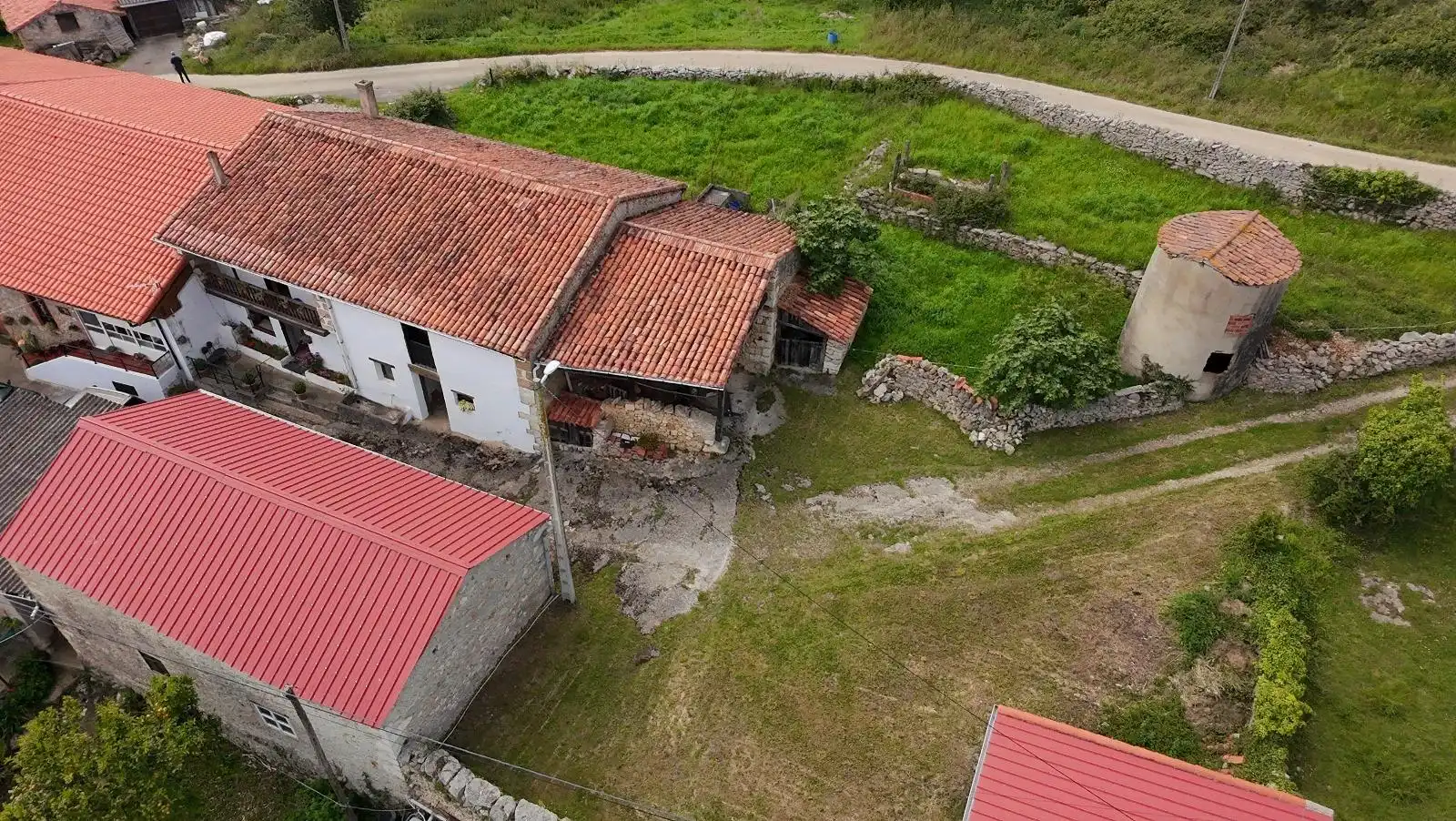 Houses for sale in Santillana del Mar  with Private garden, Storage room and Balcony