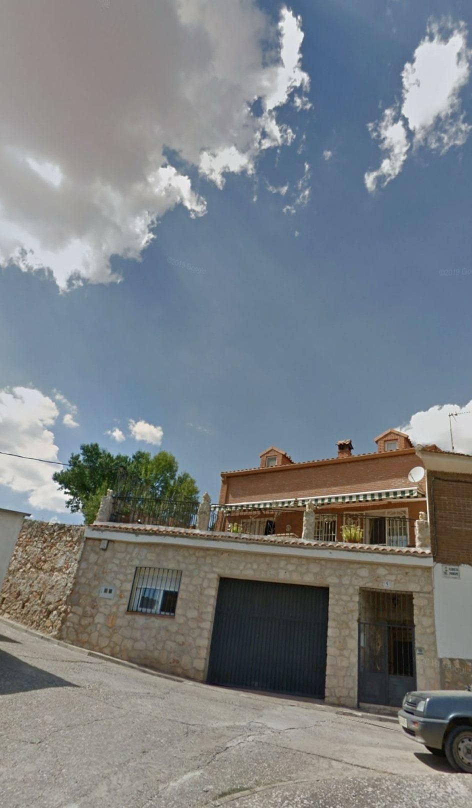 Exterior view of House or chalet for sale in Escariche  with Air Conditioner, Heating and Private garden