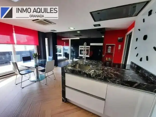 Küche von Dachboden zur Miete in Granada mit Heizung, Terrasse und Balkon