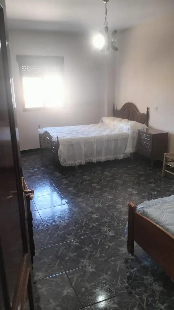 Dormitori de Casa o xalet en venda en Castillo de Locubín amb Traster