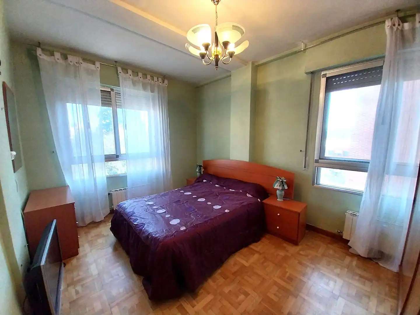 Habitación de Piso en venta en Valladolid con Calefacción, Parquet y Balcón